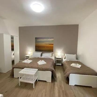 Campus ベッド・アンド・ブレックファスト バーリ